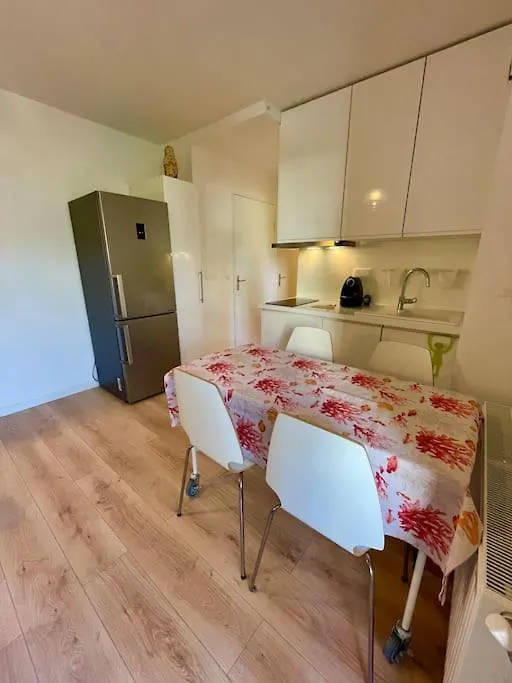 La Vie Est Belle! Apartment Hyeres